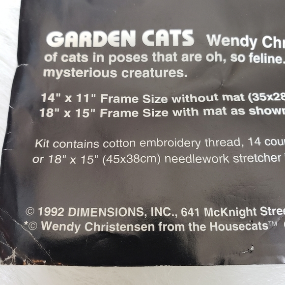 Vintage Dimensions counted cross stitch garden cat - Picture 3 of 11